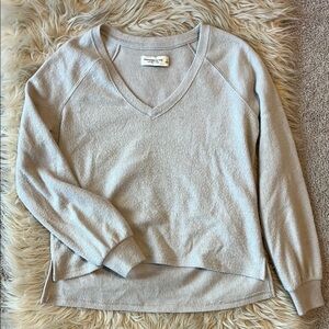 Abercrombie V Neck Light Gray Sweater